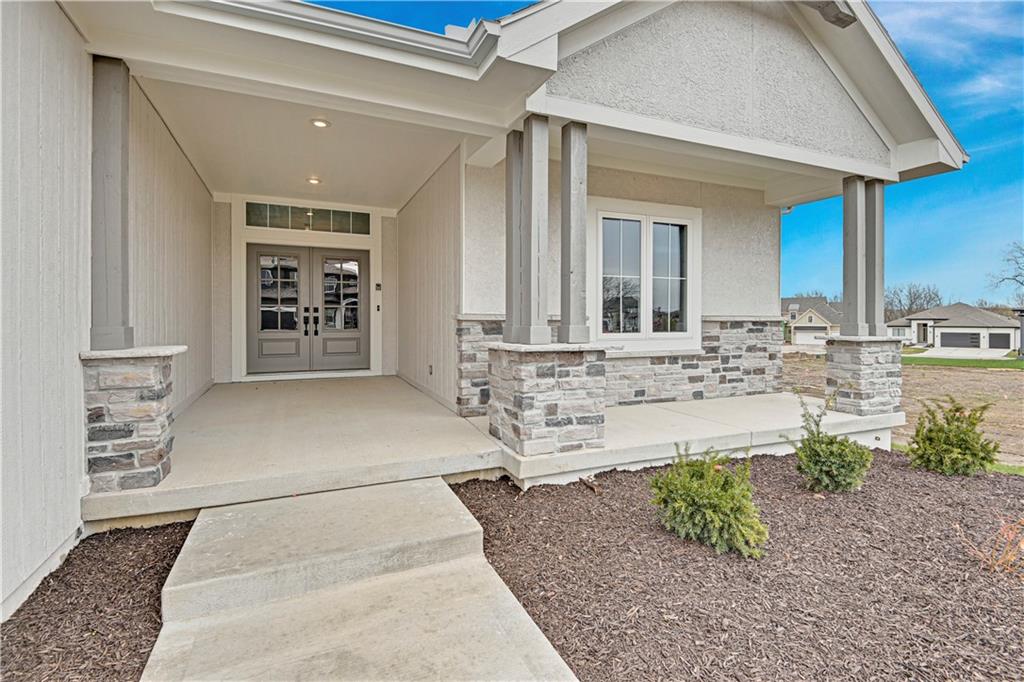 Listing Photo MLS #HMS2476917