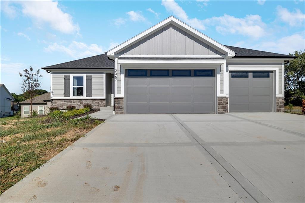 Listing Photo MLS #HMS2535521