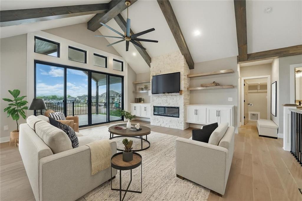 Listing Photo MLS #HMS2541710