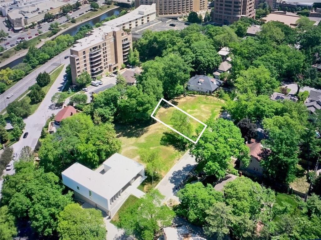 Listing Photo MLS #HMS2542645