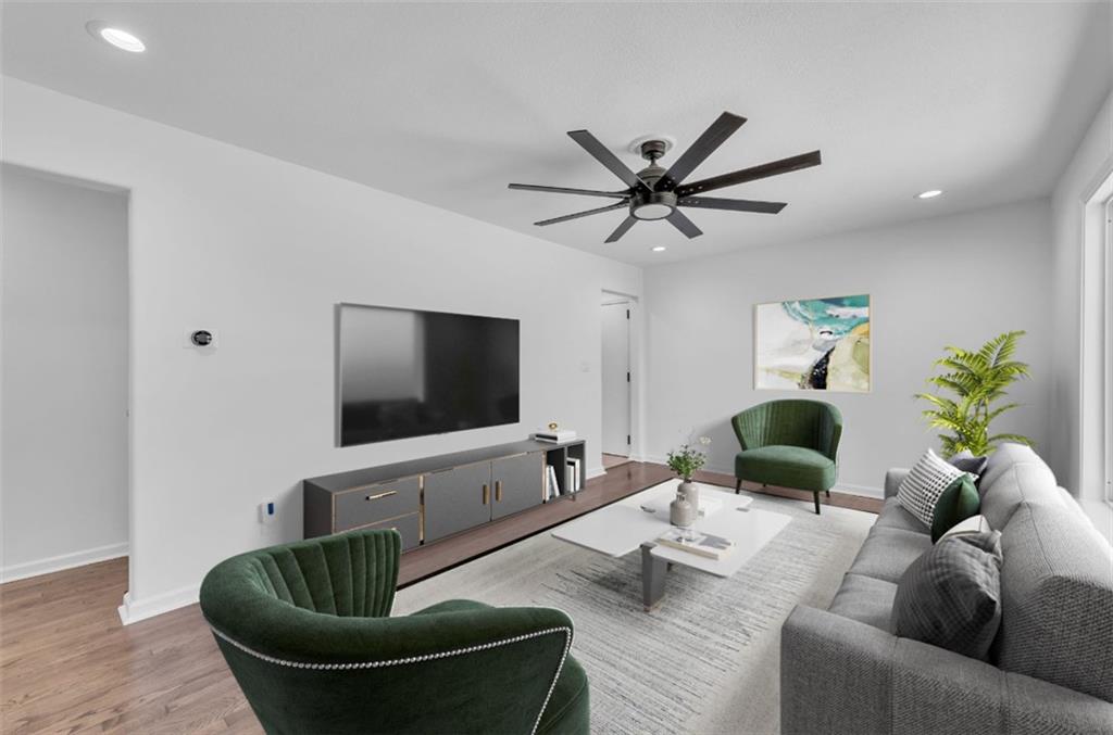 Listing Photo MLS #HMS2547173