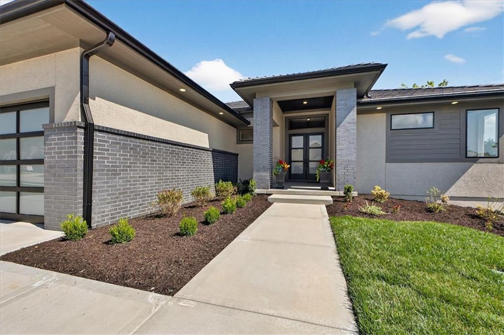 Listing Photo MLS #HMS2548985