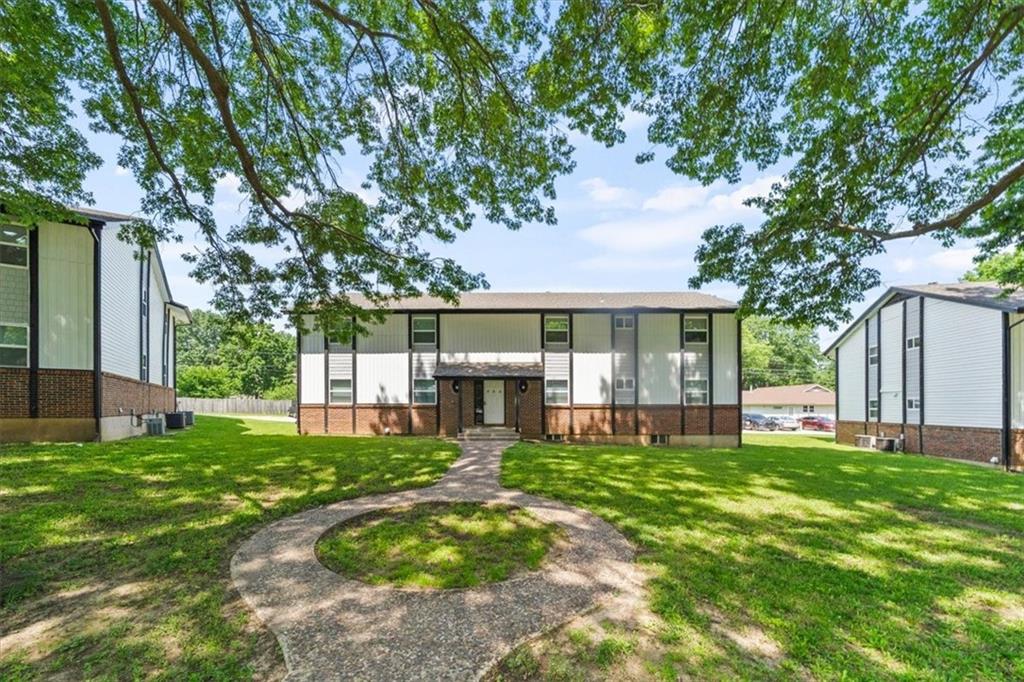 Listing Photo MLS #HMS2557340