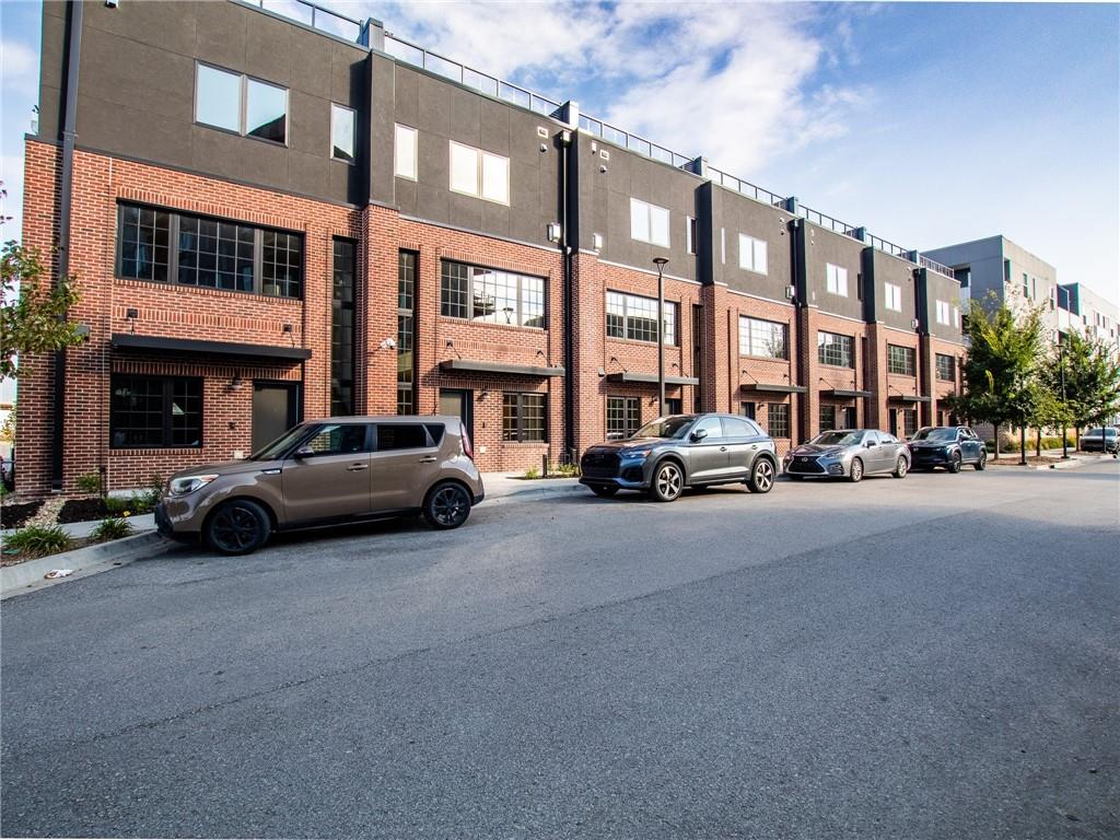 Listing Photo MLS #HMS2557849