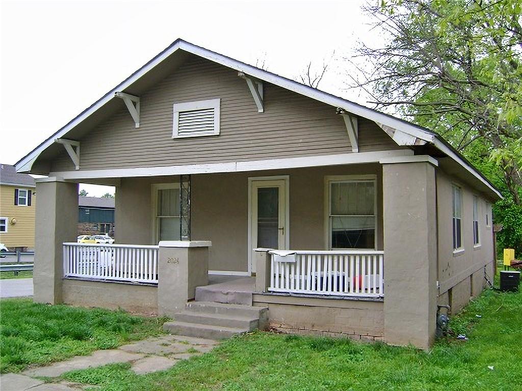 Listing Photo MLS #HMS2557880