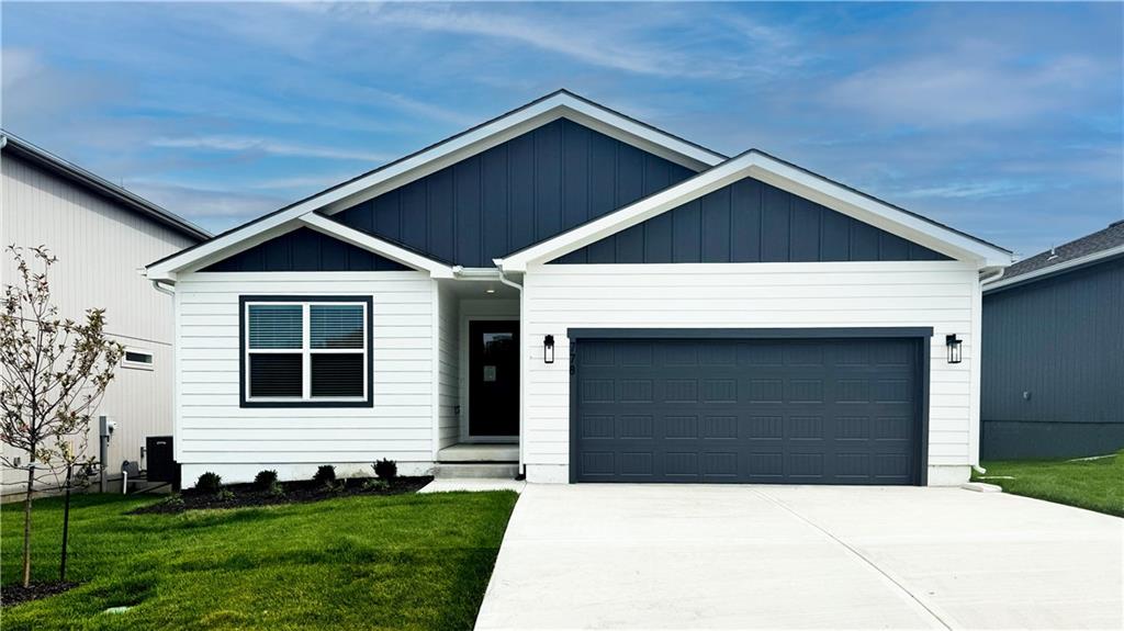 Listing Photo MLS #HMS2558195