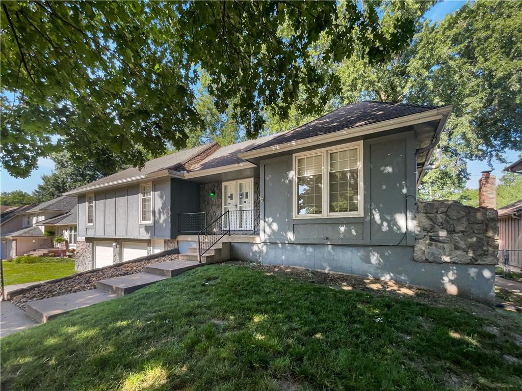 Listing Photo MLS #HMS2558899