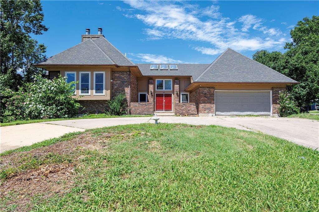 Listing Photo MLS #HMS2561352