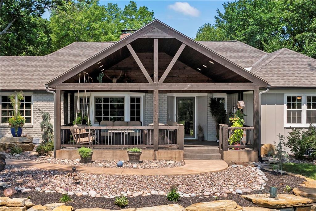 Listing Photo MLS #HMS2567839