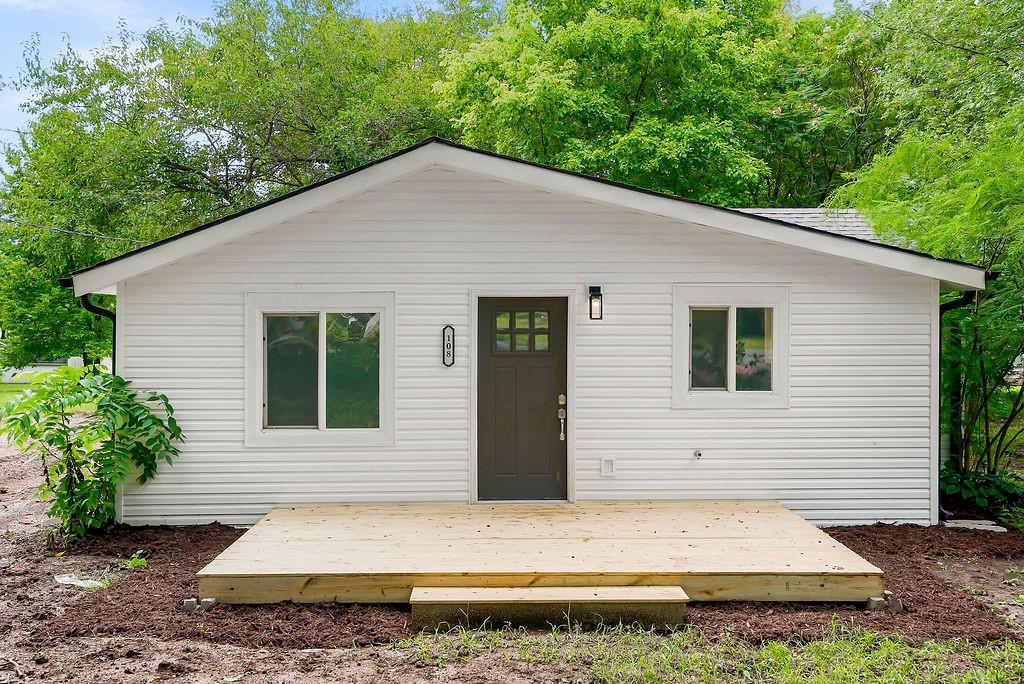 Listing Photo MLS #HMS2568724