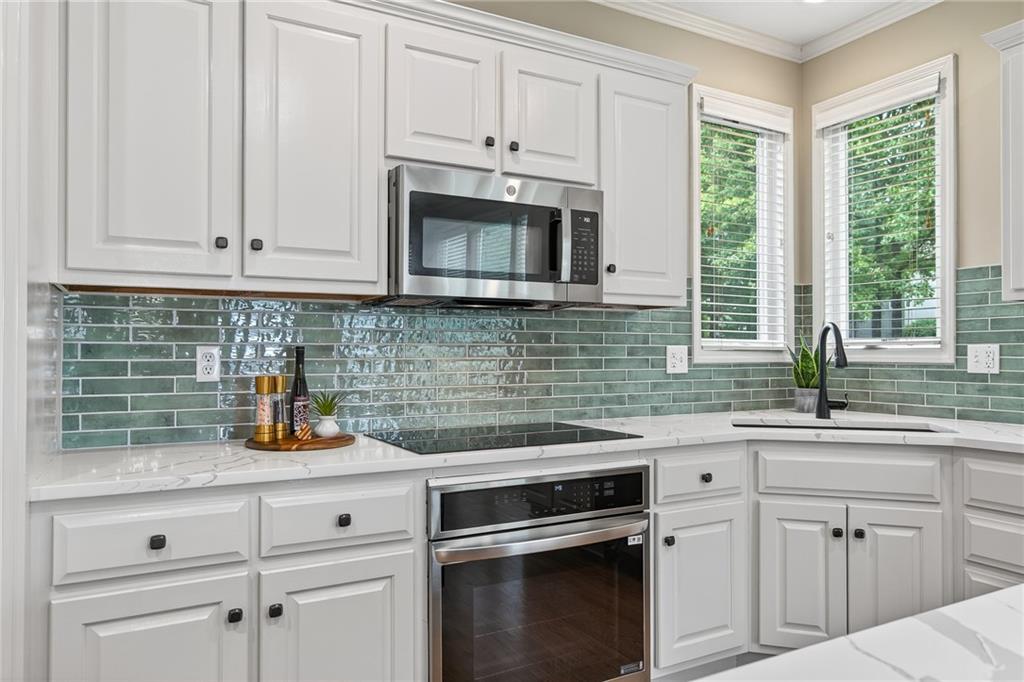 Listing Photo MLS #HMS2569726