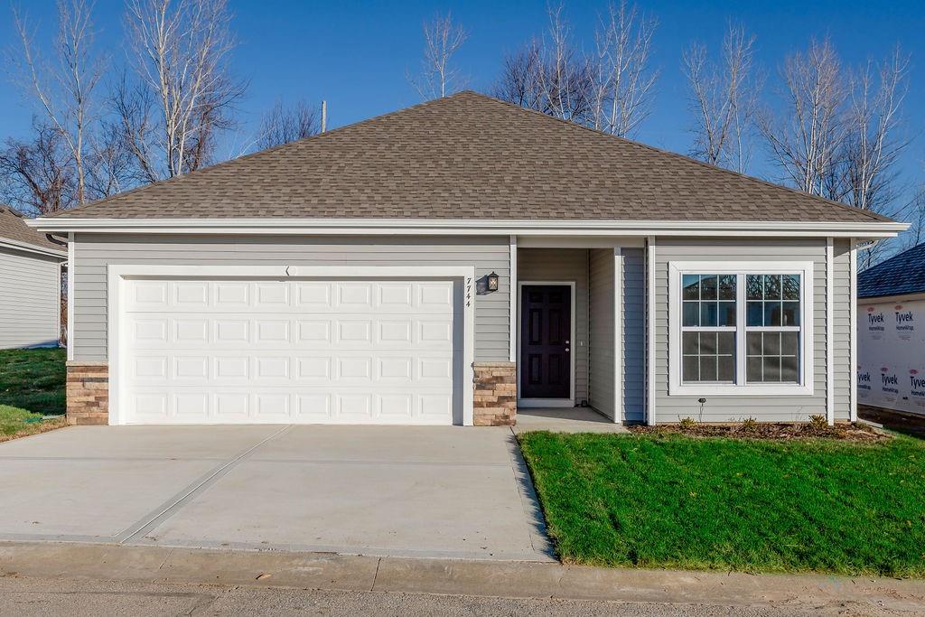 Listing Photo MLS #HMS2572179