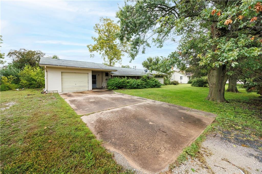 Listing Photo MLS #HMS2572189