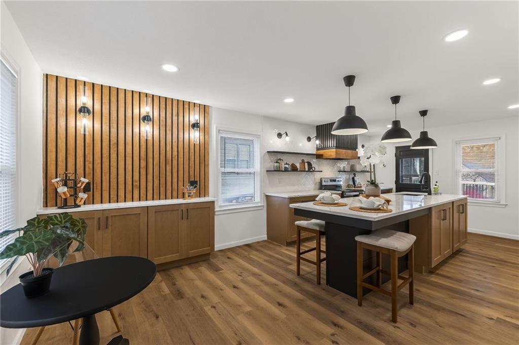 Listing Photo MLS #HMS2572475