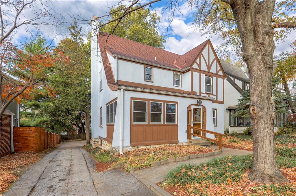 Listing Photo MLS #HMS2575409