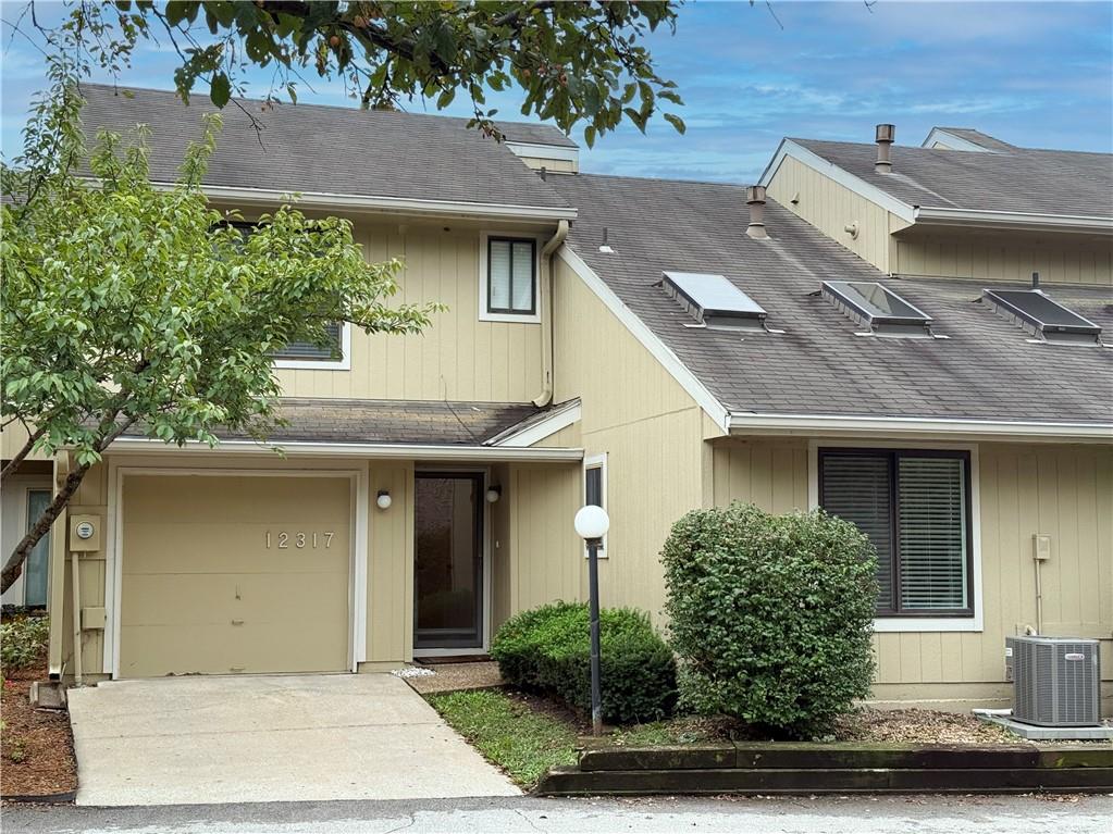 Listing Photo MLS #HMS2575756