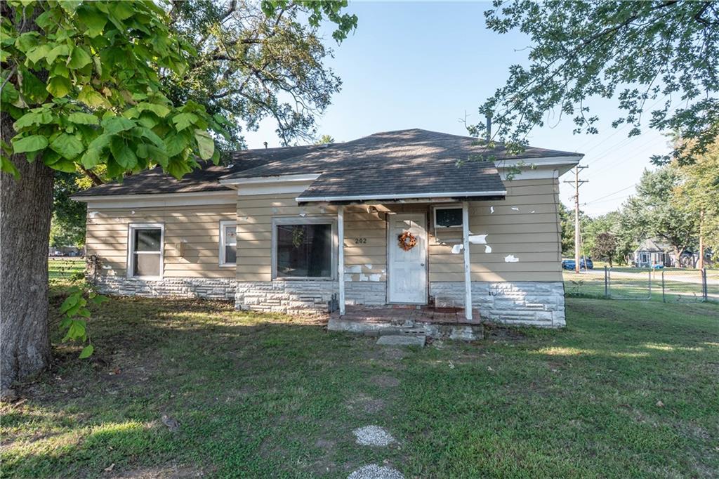 Listing Photo MLS #HMS2575772