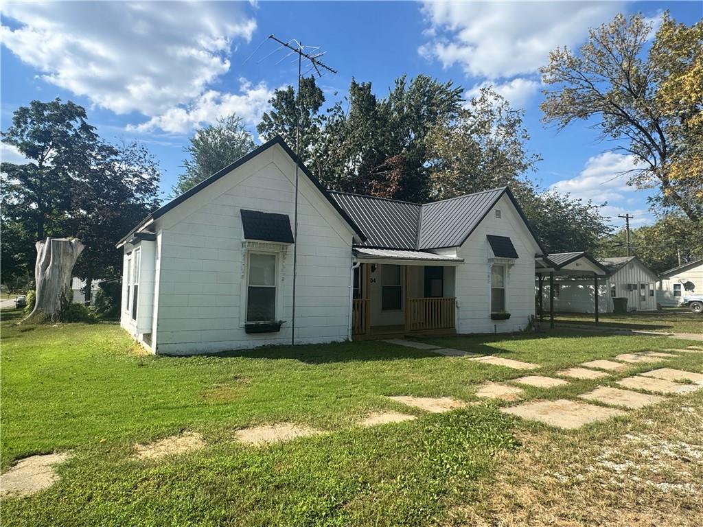 Listing Photo MLS #HMS2576129