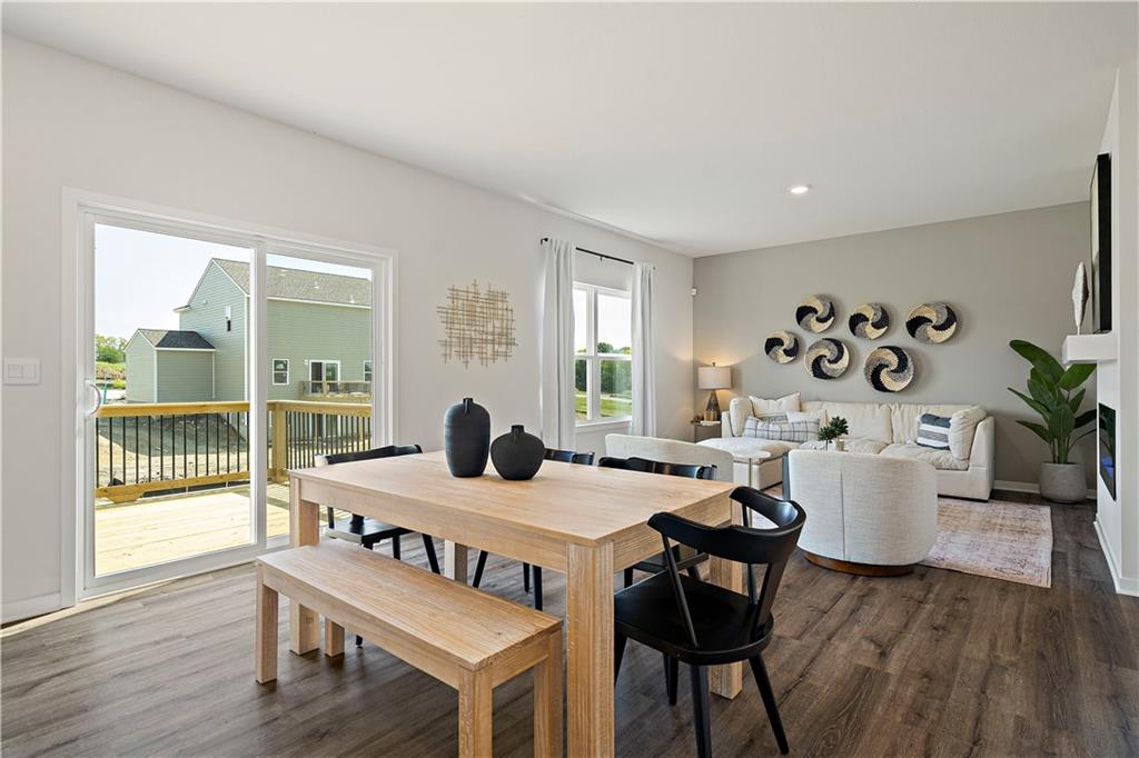 Listing Photo MLS #HMS2579285