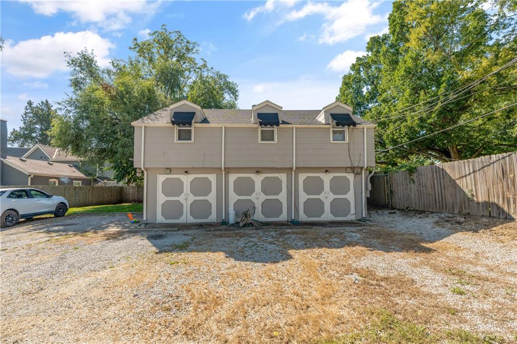 Listing Photo MLS #HMS2579602