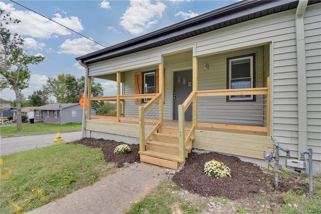 Listing Photo MLS #HMS2581088