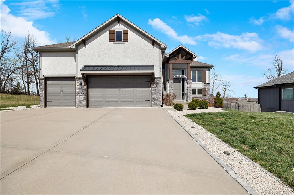 Listing Photo MLS #HMS2581476