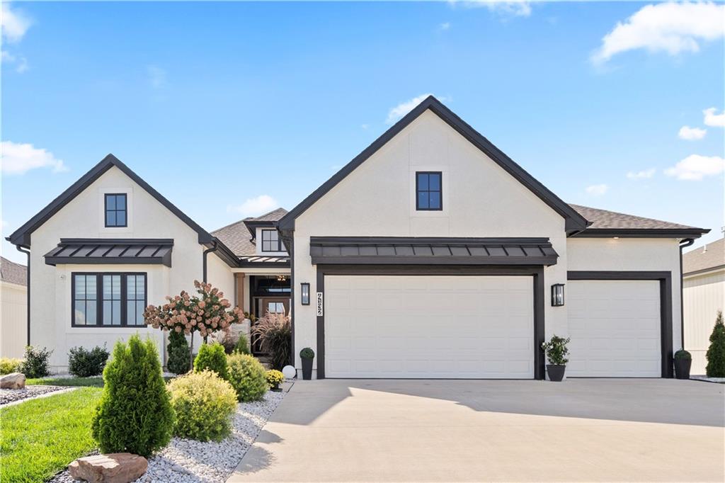 Listing Photo MLS #HMS2582021