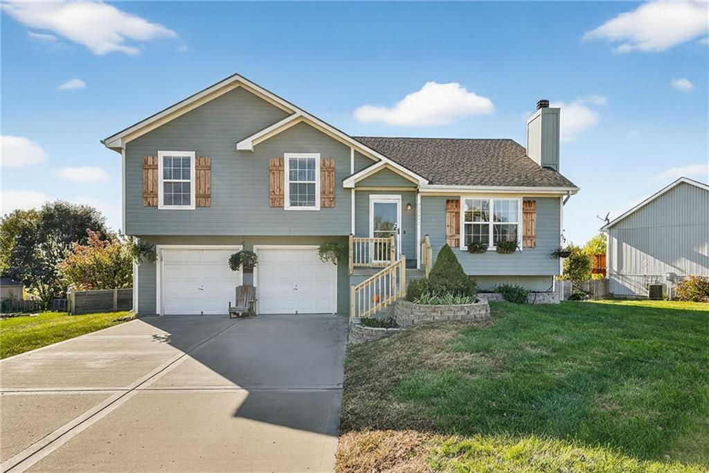 Listing Photo MLS #HMS2583393