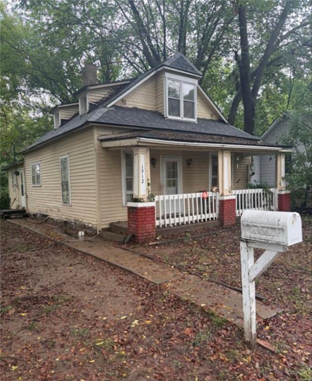 Listing Photo MLS #HMS2584155