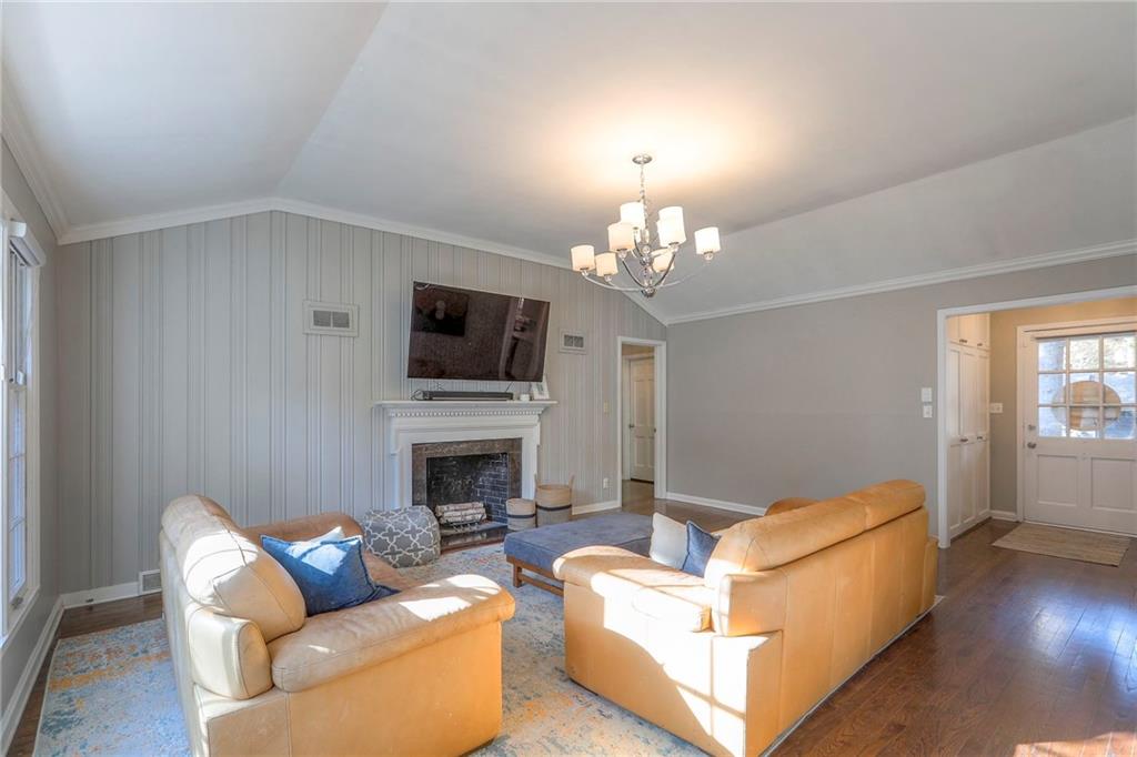 Listing Photo MLS #HMS2587065