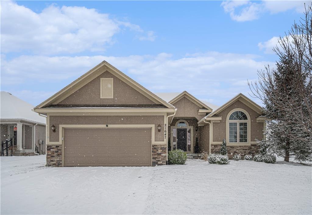 Listing Photo MLS #HMS2589172