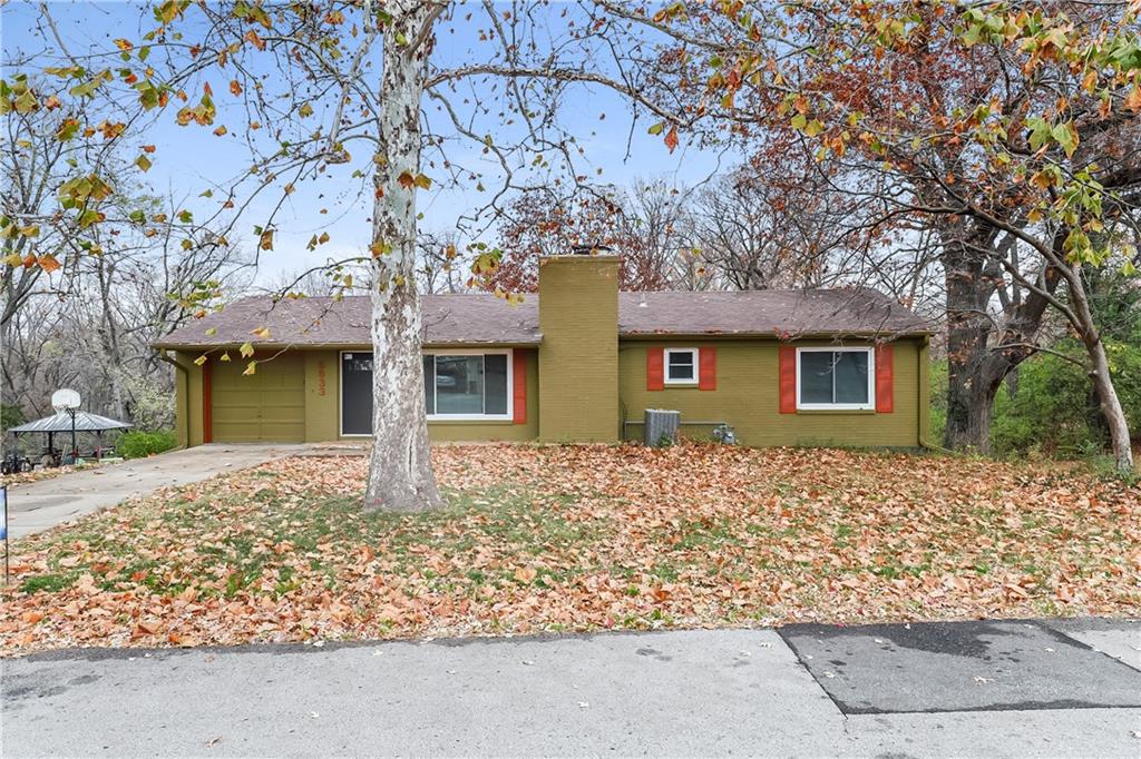 Listing Photo MLS #HMS2589671