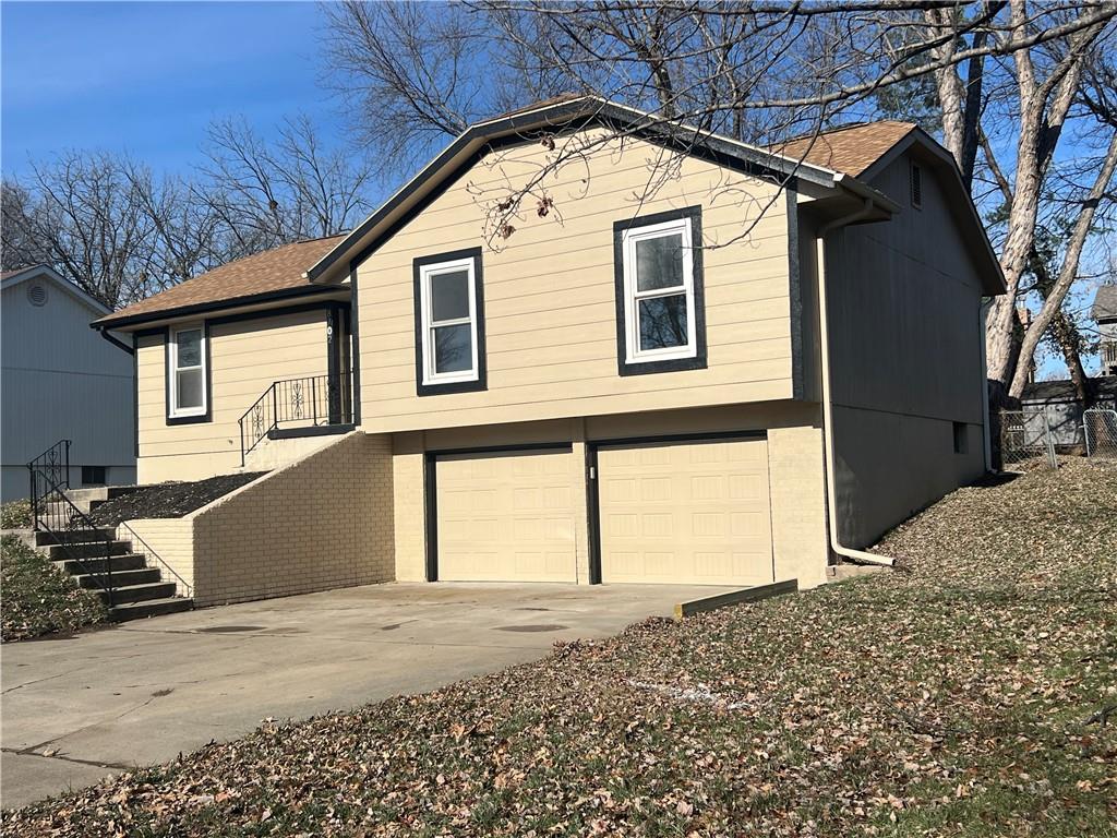 Listing Photo MLS #HMS2589869