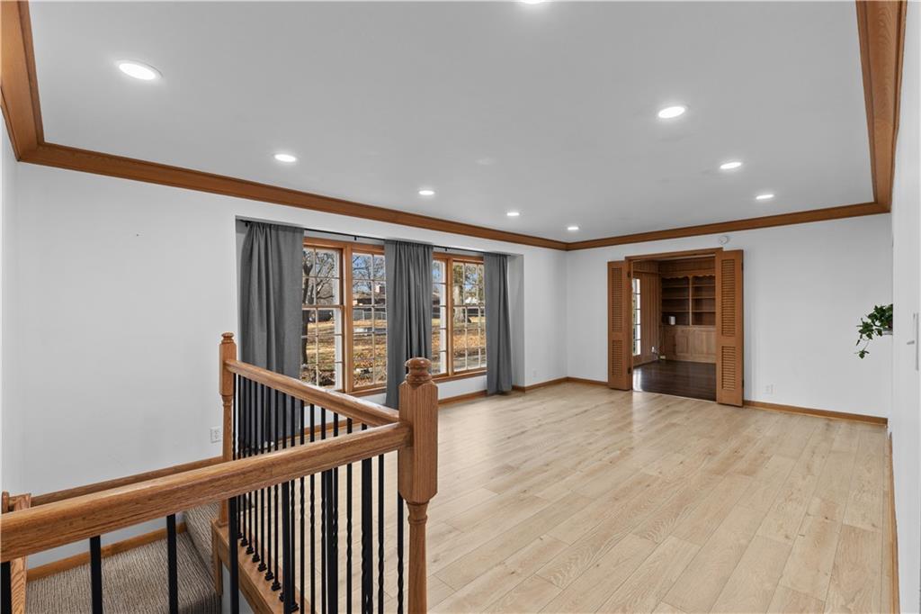 Listing Photo MLS #HMS2591132