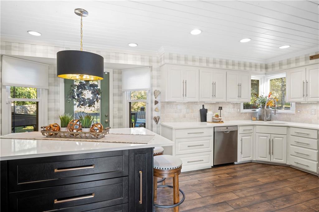 Listing Photo MLS #HMS2591494