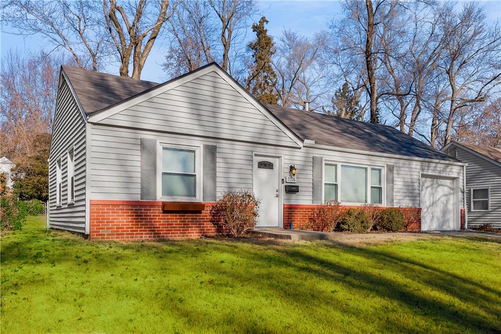 Listing Photo MLS #HMS2591661