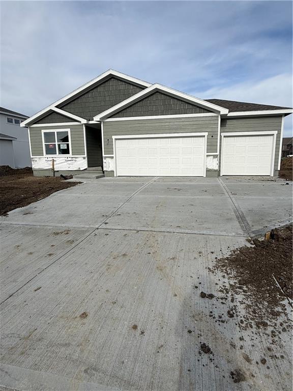 Listing Photo MLS #HMS2595377