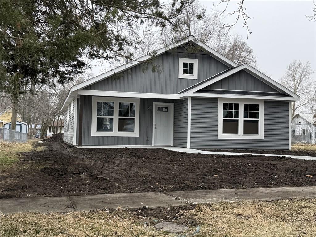 Listing Photo MLS #HMS2595968