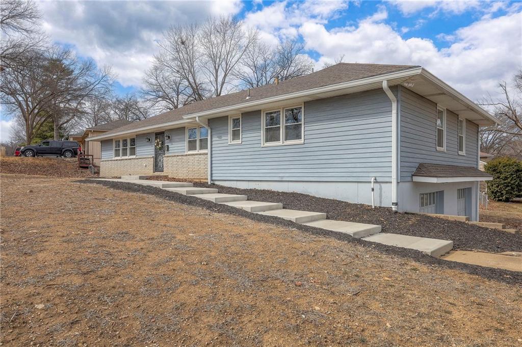 Listing Photo MLS #HMS2600675