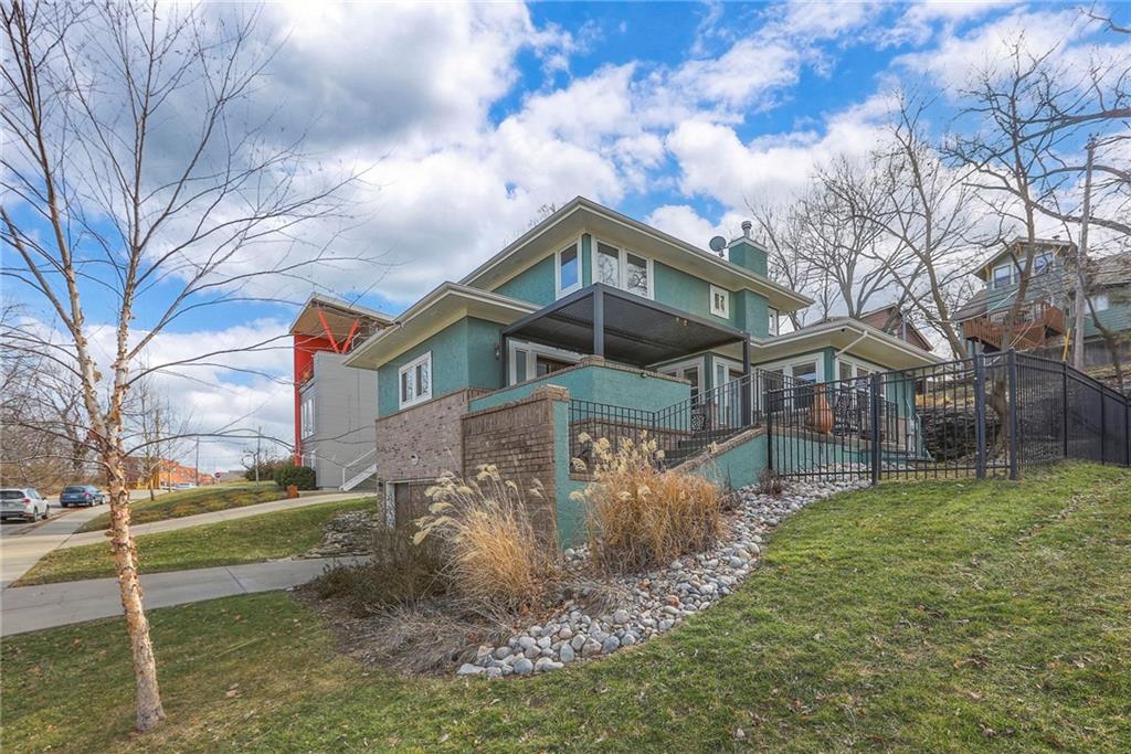 Listing Photo MLS #HMS2600922