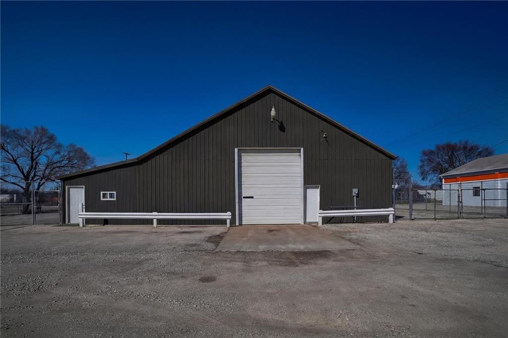 Listing Photo MLS #HMS2602220