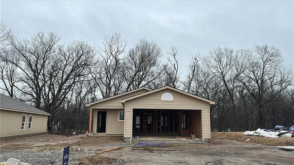 Listing Photo MLS #HMS2602847