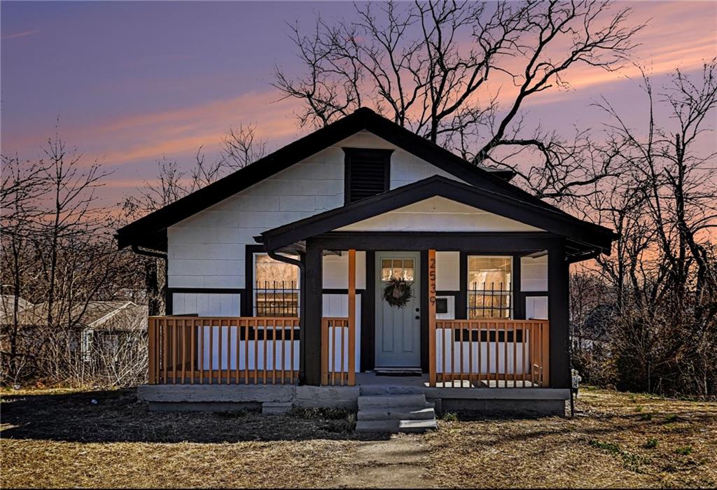 Listing Photo MLS #HMS2602929