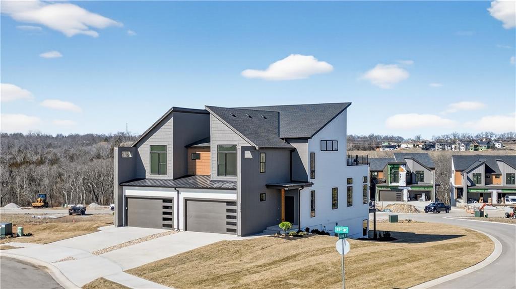 Listing Photo MLS #HMS2603347