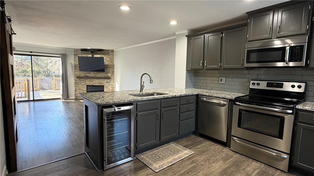 Listing Photo MLS #HMS2603539