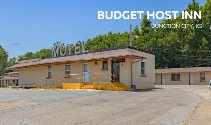 Listing Photo MLS #HMS2603836