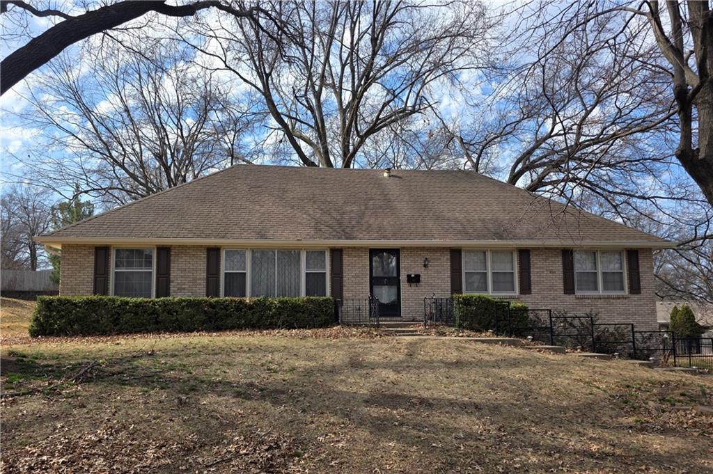 Listing Photo MLS #HMS2604582