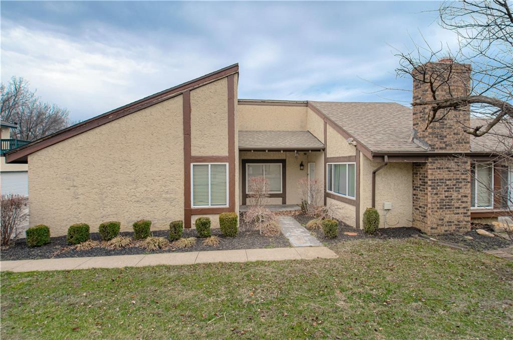 Listing Photo MLS #HMS2604886