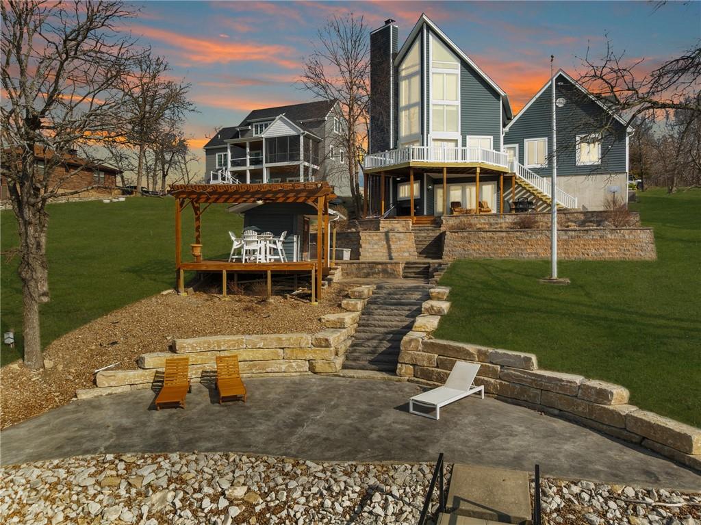 Listing Photo MLS #HMS2605129