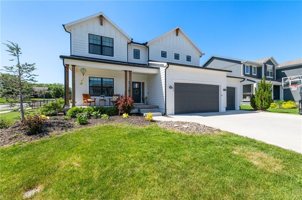 Listing Photo MLS #HMS2605931